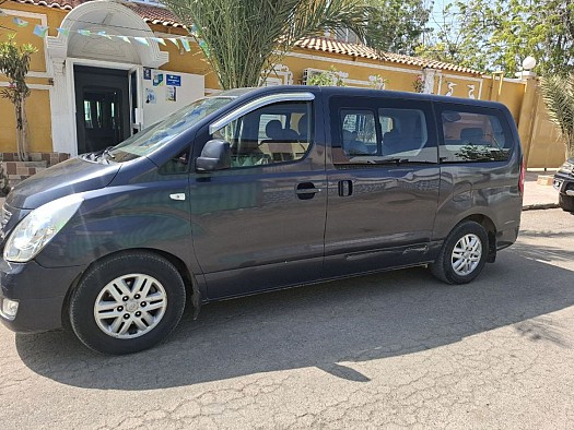 Hyundai Starex 2019, 9 places, diesel, boîte Automatique, état d\'origine