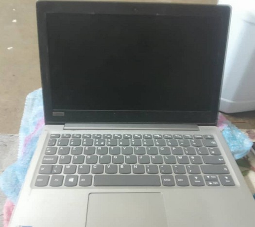 PC portable Lenovo, batterie en bon état, processeur Intel