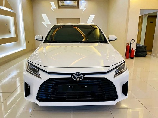 Toyota Yaris 2023, Boite Automatique, Essence, Excellent état