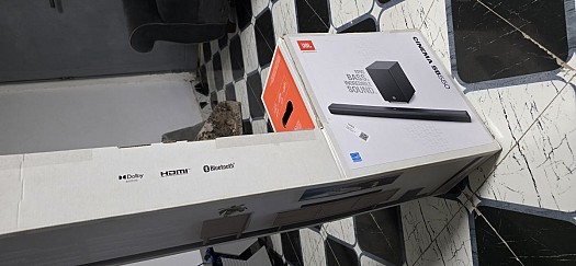 Barre de son JBL Cinema SB550 avec subwoofer sans fil - Excellent état