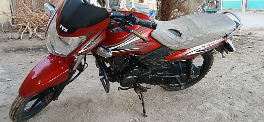 Moto 100cc sport en excellent état à prix attractif