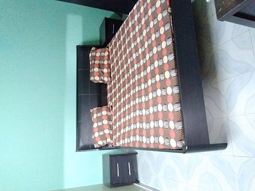 Chambre à coucher en bon état