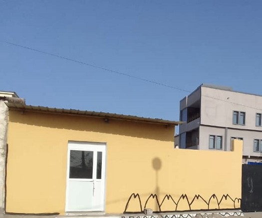 Local commercial neuf 5x5 à Guelleh Batal