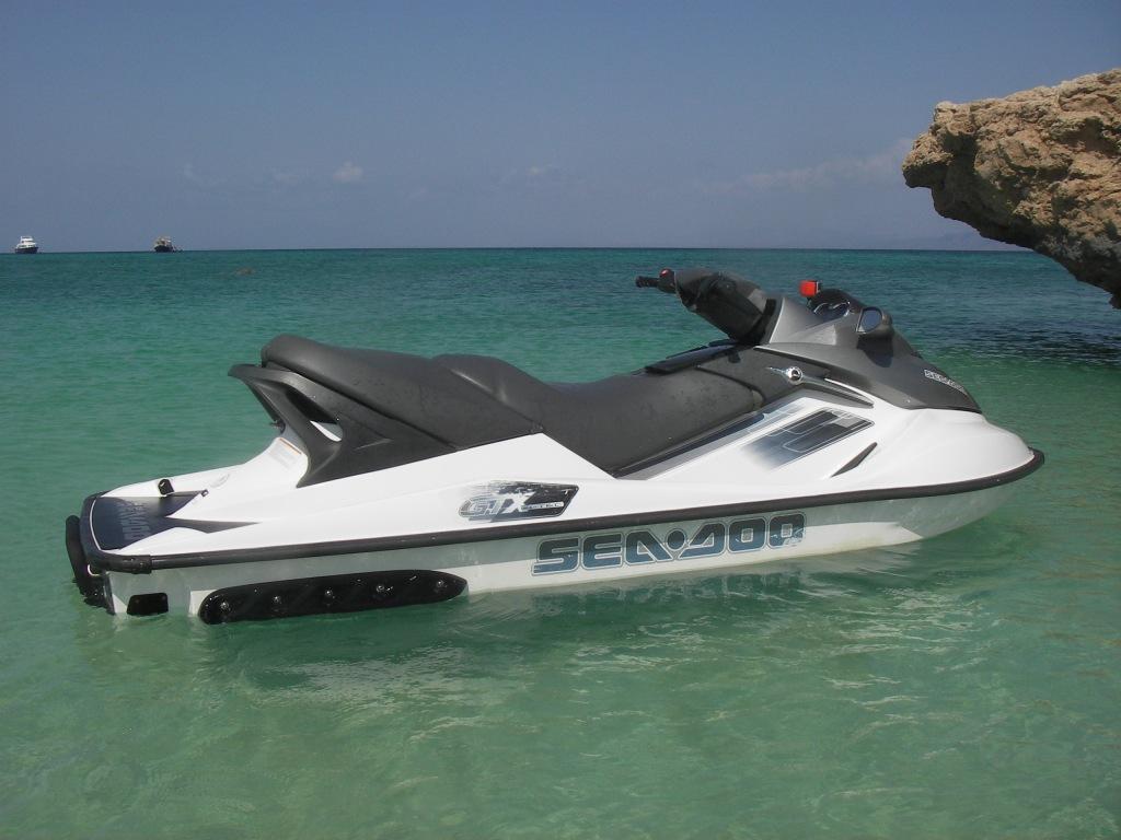 Jet Ski Seadoo GTX 155 année 2006 4 TEMPS à Djibouti
