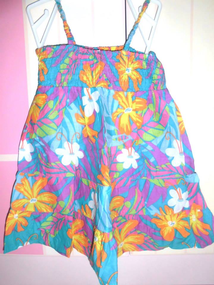 Vêtements de marque pour bébé et enfant..
