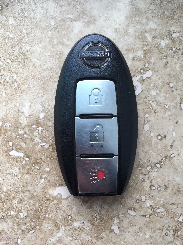Clés et télécommandes pour voiture