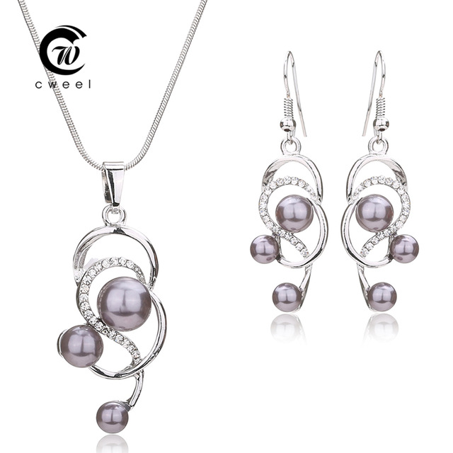 Liquidation collier +boucle d'oreilles