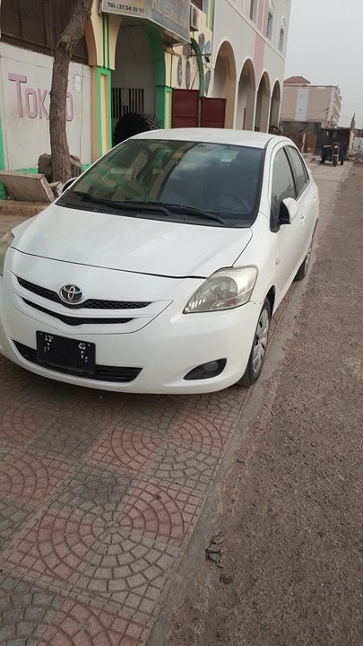 TOYOTA YARIS