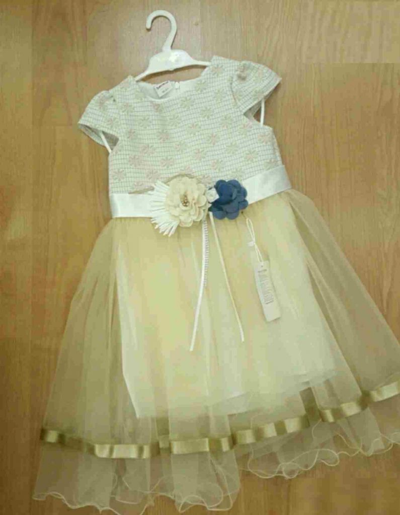 Robe de fête en satin et tulle
