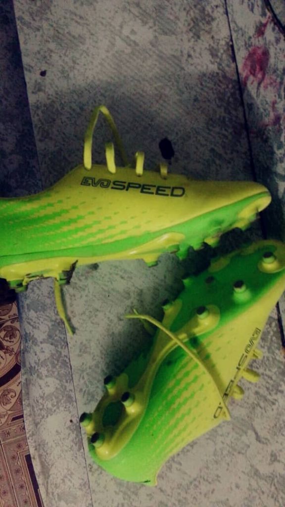 Chaussures crampon puma evospeed