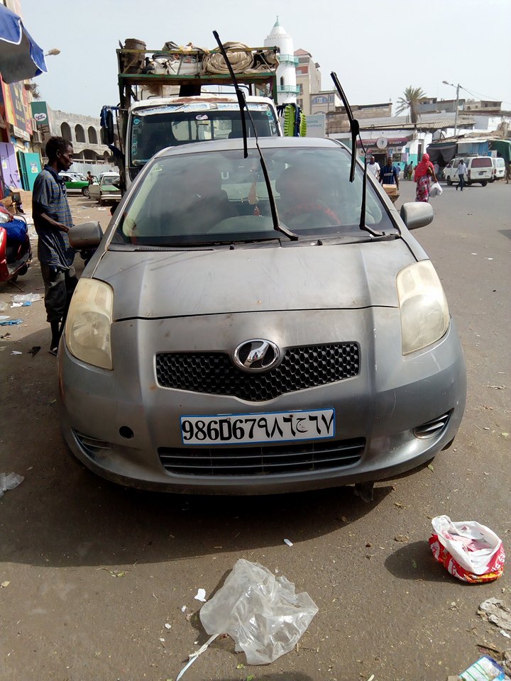voiture vitz
