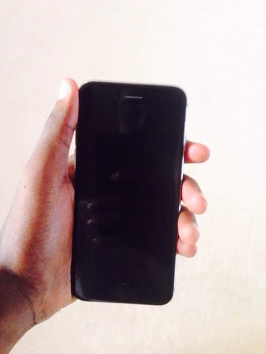 iPhone 6 en très bon état