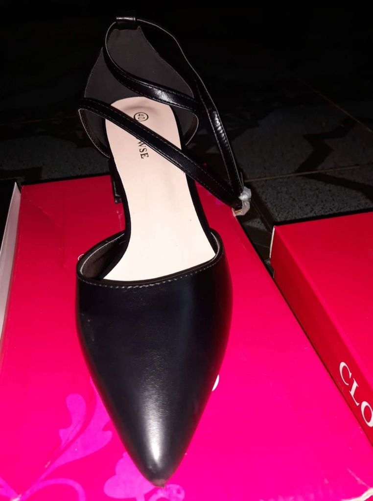 Abaya et chaussure