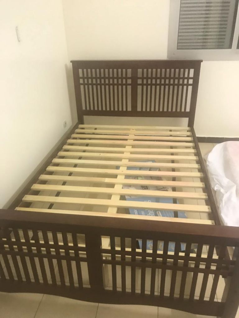 Single bed