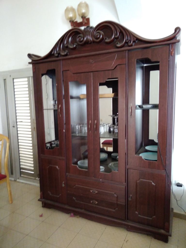 Armoire de salon