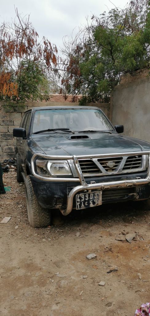 Nissan patrol à Djibouti